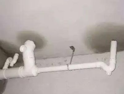 亚东卫生间测漏水的几种情景